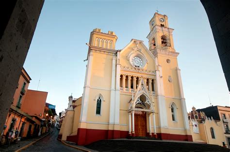 Catedral de Xalapa! Một Kiệt Tác Kiến Trúc Phảng Phất Lịch Sử và Danh Vọng