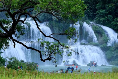  Thác Bạch Long: Chốn Tuyệt Vời Của Thiên Nhiên Và Lịch Sử!